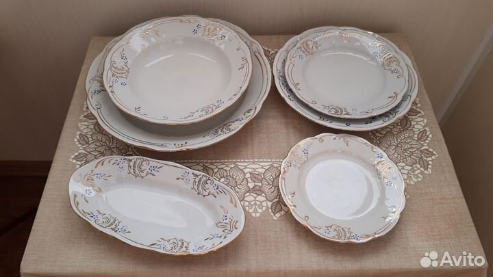 Набор столовой посуды новый