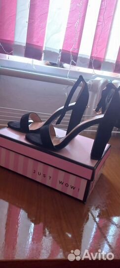 Продаю туфли