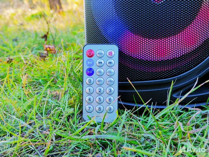 Музыкальная колонка с блютузом