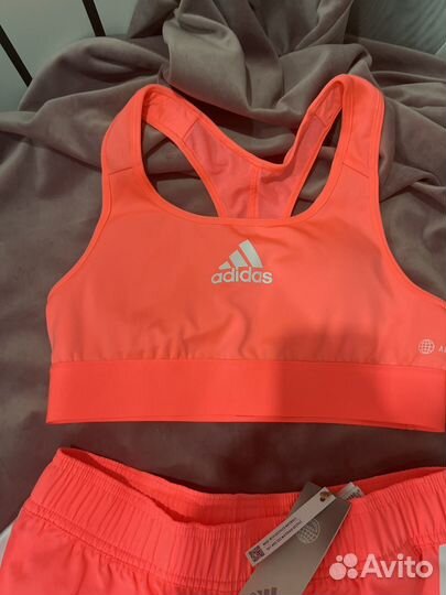 Спортивный костюм adidas