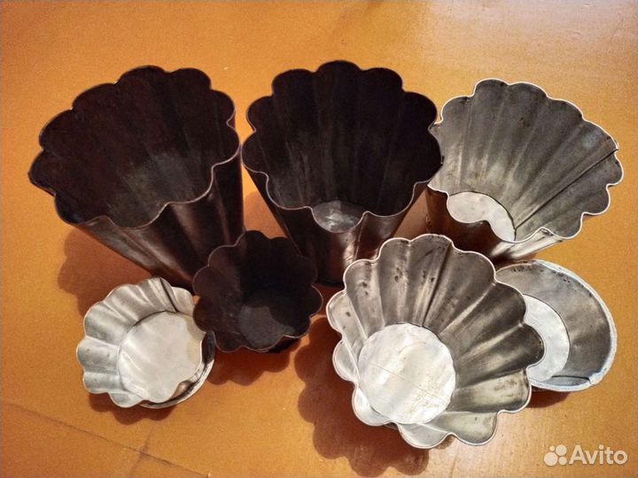 Формы для выпечки и чеснокодавилка СССР