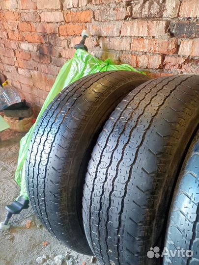 Bridgestone Dueler H/T D840 265/65 R17