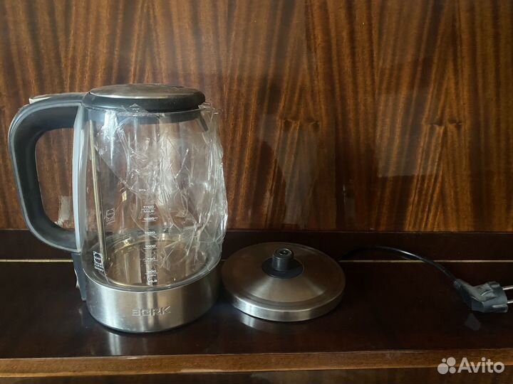 Чайник база электрический bork битый