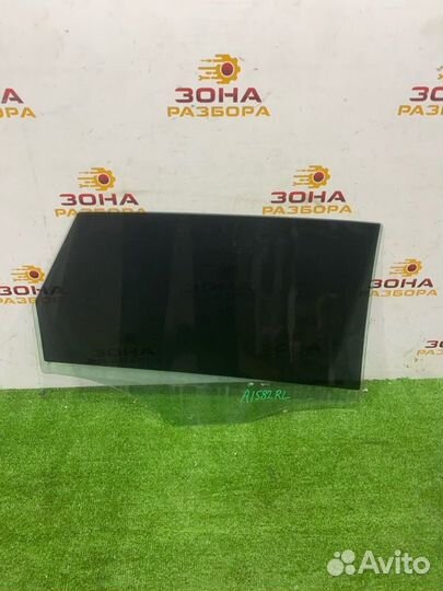 Стекло двери заднее левое Audi S-Line A3 8V