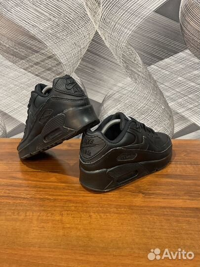 Кроссовки Nike air max 90 размер 38