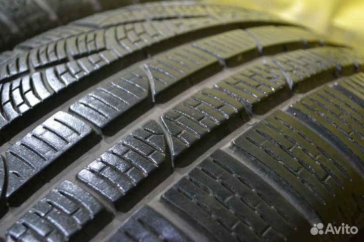 Pirelli Winter Sottozero 240 Serie II 245/45 R19