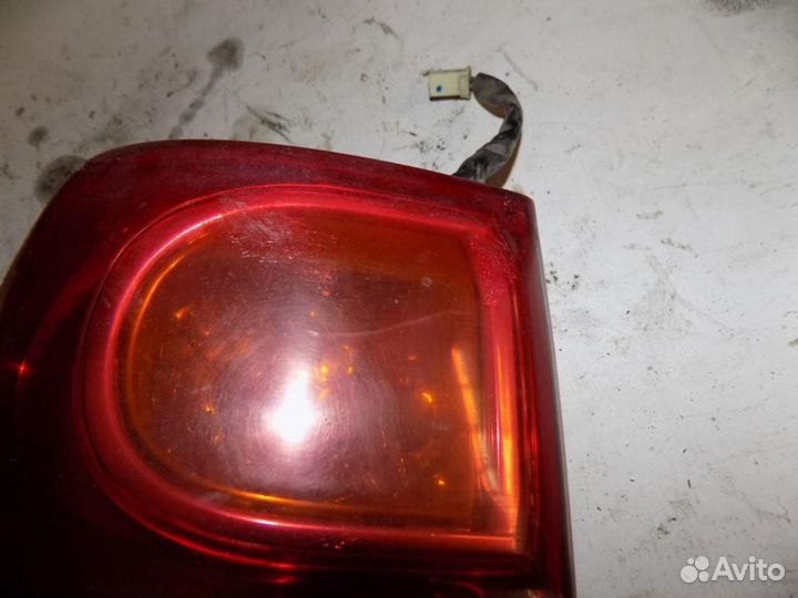 Фонарь задний правый RAV 4 2000-2005