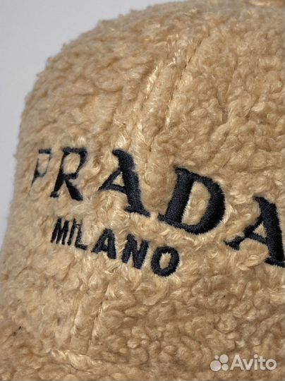 Бейсболка / Кепка Prada теплая зимняя плюшевя