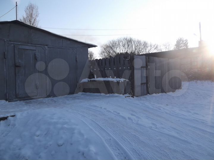 Гараж, > 30 м²