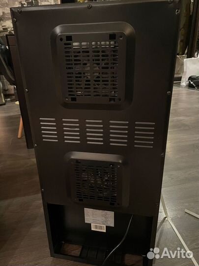 Винный шкаф холодильник Cavanova (Испания)