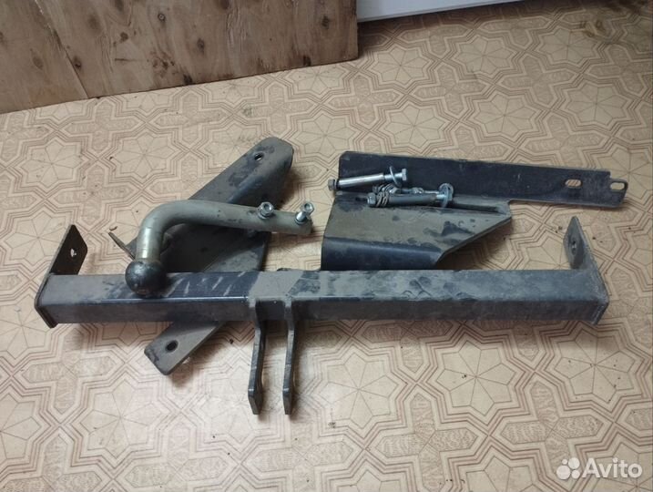 Фаркоп на Шевроле aveo т 250