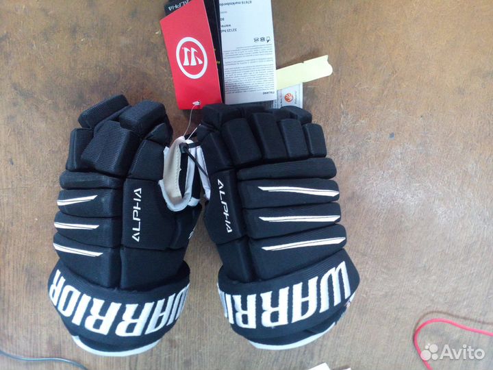 Перчатки хоккейные 