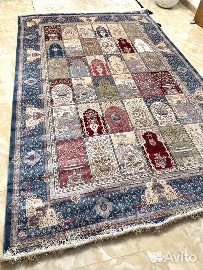 Ковры разные