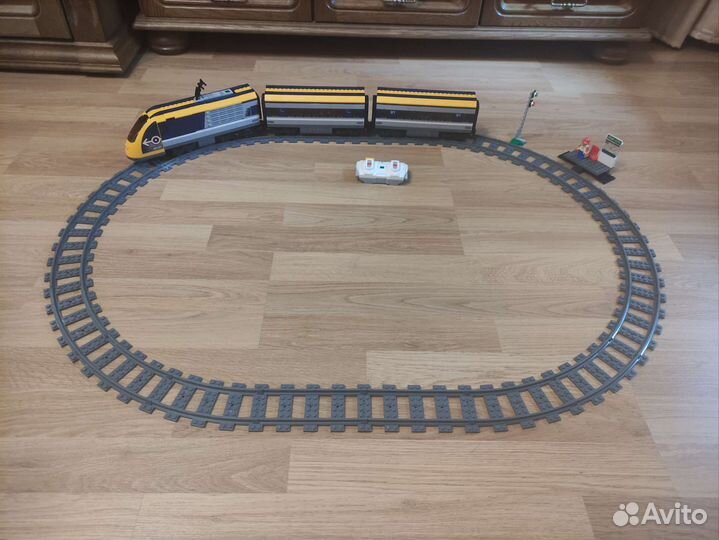 Конструктор lego City 60197 Пассажирский поезд