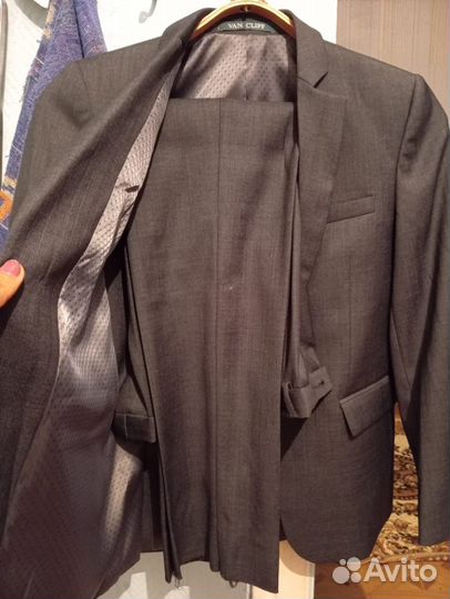 Школьный костюм