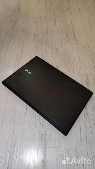 Ноутбук Acer Aspire E5-575G-56C3