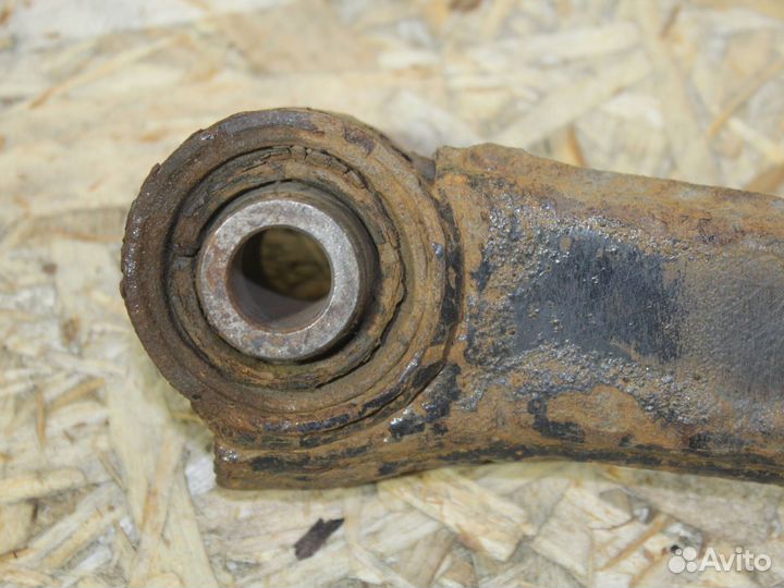 Рычаг задней подвески левый Kia Ceed 2