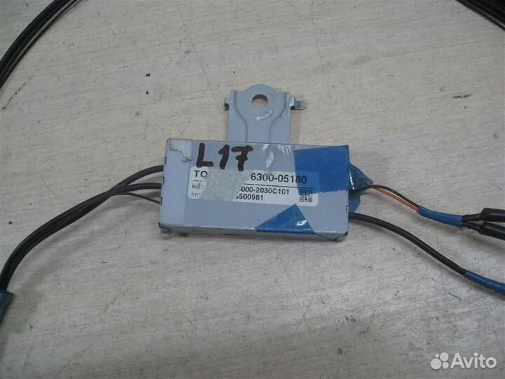 Усилитель антенны Toyota Avensis T27 2011