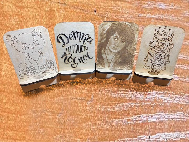 Подставка для телефона деревянная