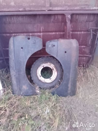 Продам запчасти на запорожец заз