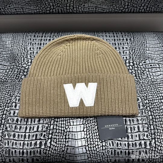 Шапка Max Mara Weekend 23/24 год