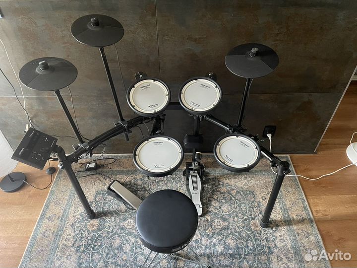 Электронная ударная установка Roland