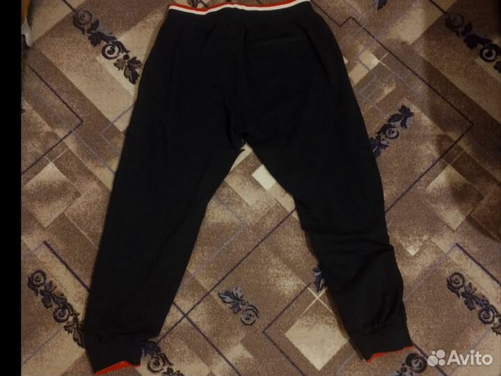 Спортивные штаны moncler