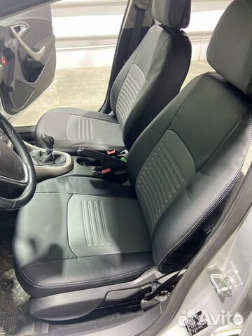 Чехлы Renault Duster чёрно-серые