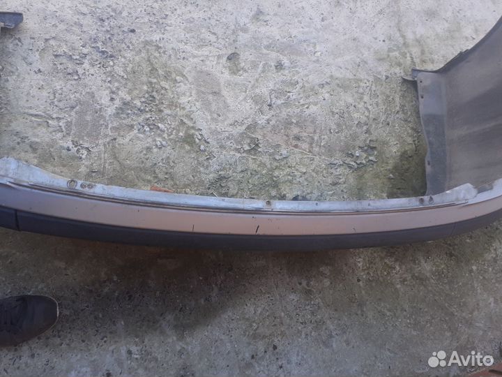 Задний бампер Nissan Almera (N16)