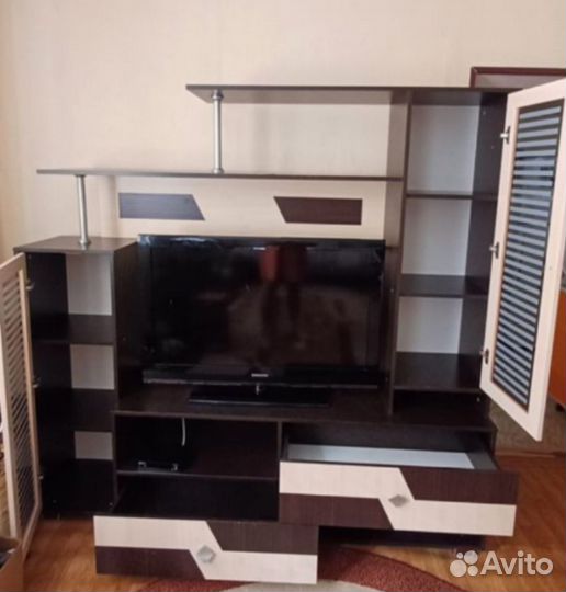 Стенка в гостиную бу
