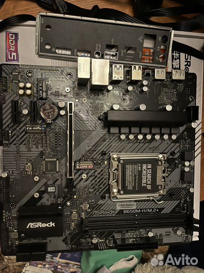 Материнская плата на запчасти под ремонт