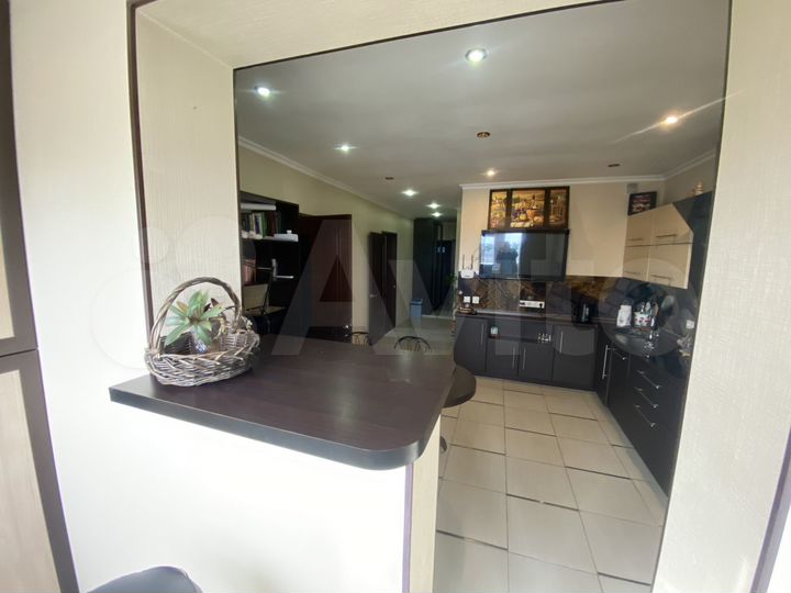 2-к. квартира, 60 м², 21/27 эт.