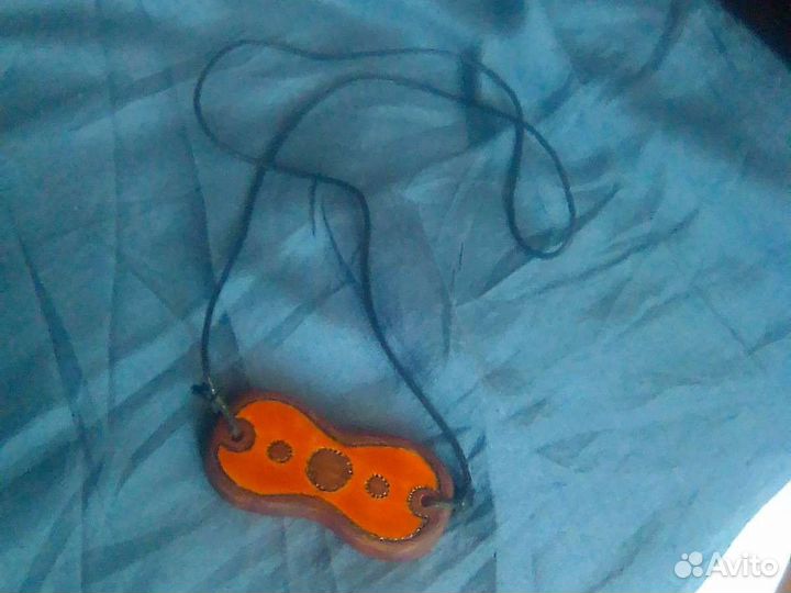 Украшение из дерева,ручная работа