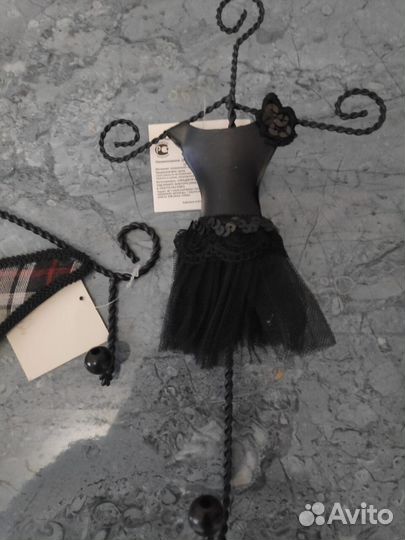 Крючки на стену декоративные новые