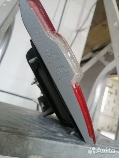 Фонарь тойота камри v50, 50