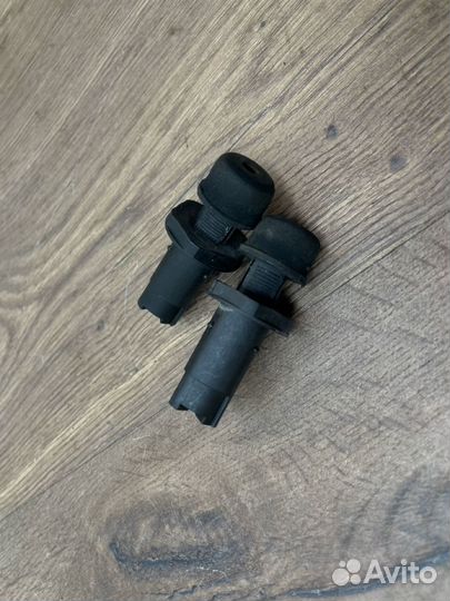 Крепление бампера заднее Volvo C30 MK38 2.4 B5244S