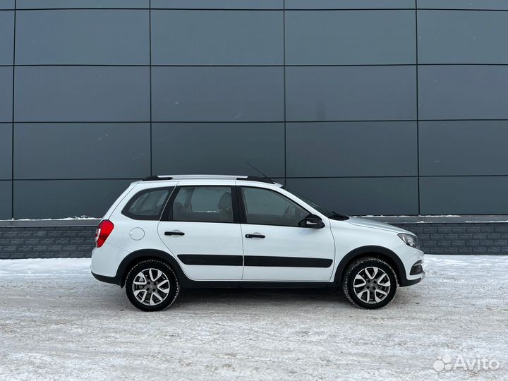 ВАЗ Granta Cross 1.6 МТ, 2022, 29 000 км