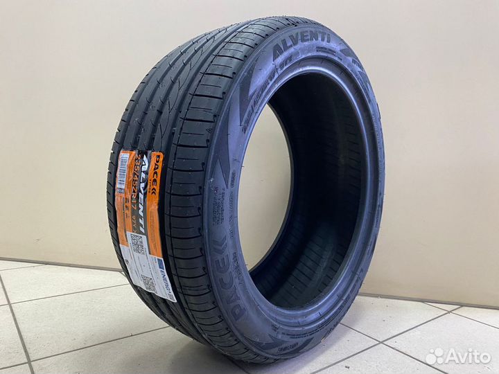 Pace Alventi 235/45 R17 97Y