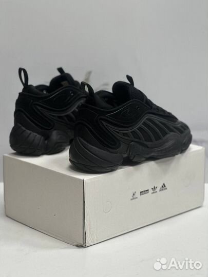 Adidas yeezy FYW intimidation