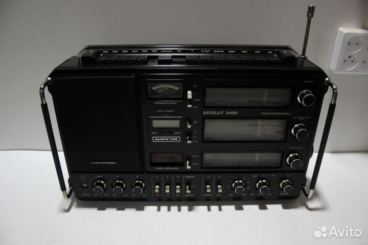 Grundig Satellit 3400 Радиоприемник Germany