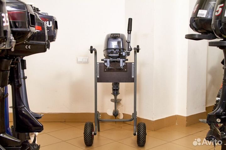 Лодочный мотор Yamaha 15fmhs витринный