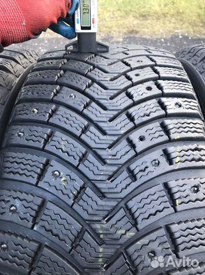 Michelin X-Ice North XIN2 215/50 R17