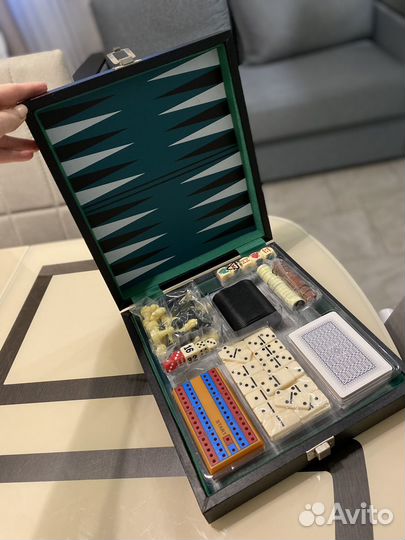 Игральный набор в кожаном футляре