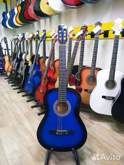 Классическая гитара 39