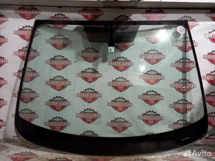 Стекло лобовое Nissan Dualis NJ10 MR20DE 2007