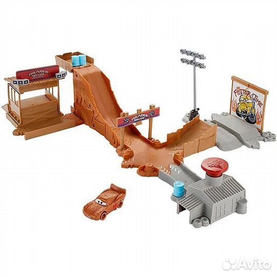 Гоночный трек тачки