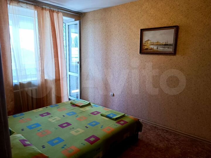 2-к. квартира, 57 м², 3/9 эт.