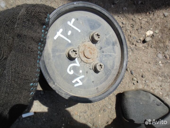 Насос гур 4.2 Таурег AXQ