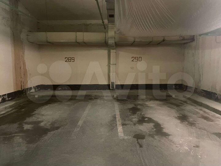 Машиноместо, 13 м²