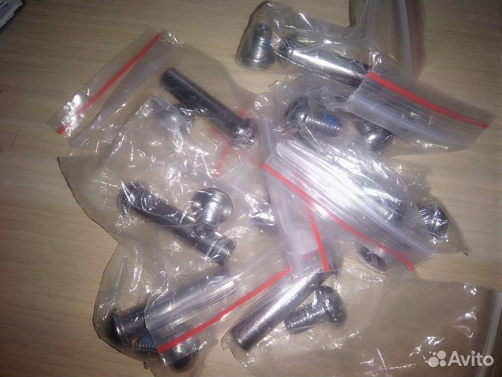 Оси самокатные М10 40мм